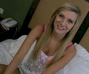 skinny virgin with a nice ass is having sex like an amazon