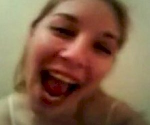 lalka  uprawia seks analny