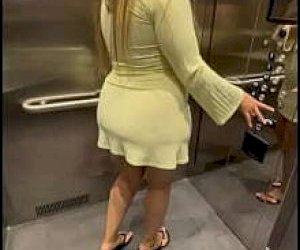 bitch in sexy underwear puts the dick deep into her throat in the hotel