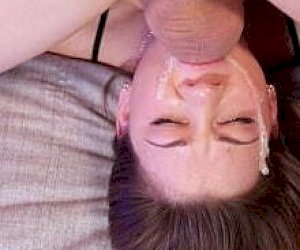 klient  doświadcza zbliżenia w domu