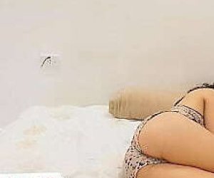 gostek z potężnym fiutem bzyka ostro panienkę