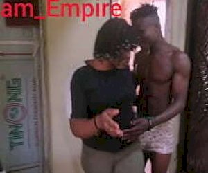 жена  облита спермой