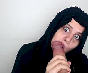 fellow  receives a blowjob