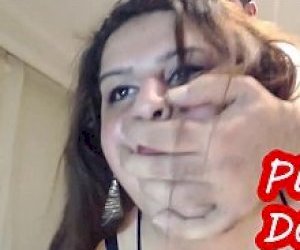 seksowana sunia bez doświadczenia uprawia ostry seks w domu