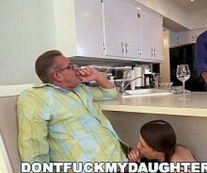 guy  rides a girl in the anus