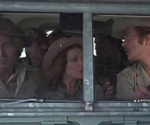 hot chick     76 min of decent porn