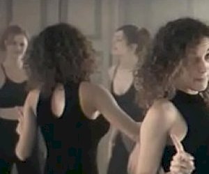 лесбиянки  секс втроём