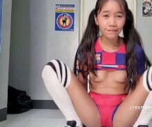 skinny teenager originating in Asia is having sex like an amazon
