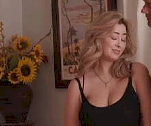 bugger with an enormous prick is having hardcore sex