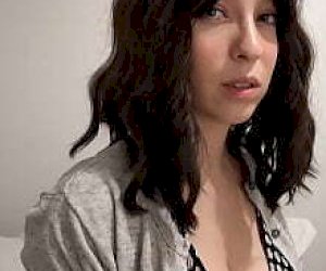 sluts  screech during sex