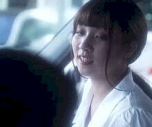 napalona prostytutka z dużymi cyckami świntuszy stopami