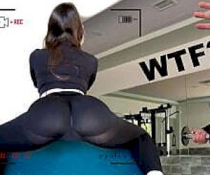 młoda nierządnica w leginsach zostaje przyłapana w siłowni