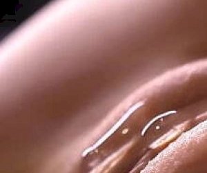 laska z fajną cipką doświadcza zbliżenia