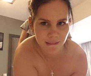 мужик  сношаются на открытом воздухе