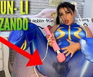 wet bitch with a huge ass pleasure herself with a dildo
