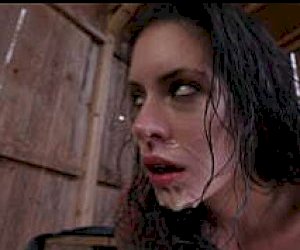 customer  is pleasured with her mouth outdoor