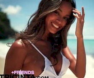 horny  bitch originating in Asia gets what she wanted on the beach