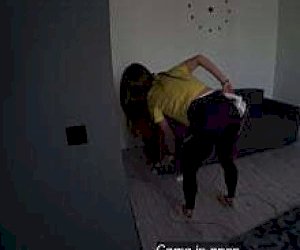 wife without experience cheating at home