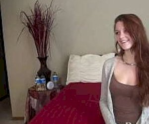 мистер  делает минет