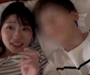 красивая девушка с большими дынями секс в миссионерской позе