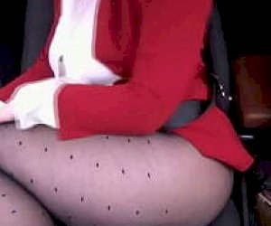 experienced secretary in tights masturbates