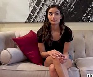 drobna suka  uprawia sex na amazonkę