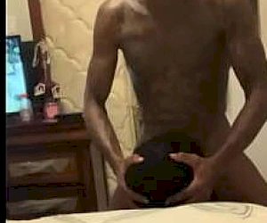 panna  wkłada kutasa głęboko do gardła