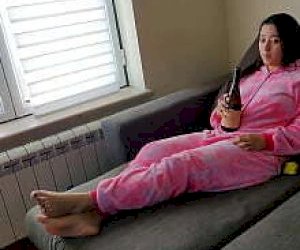 lady with a huge ass is fuckked doggy style