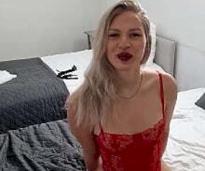 джентльмен гигантский фалос оттрахал горячо дома