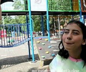 возбуждённая киска большие титьки доводит его до конца дома