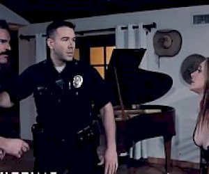 малолетка сучка  наказание