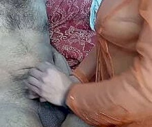 Indian girl girlie without experience takes a visitor like an amazon at home