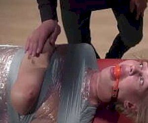 dziewczę     5 min dobrego porno