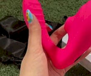 sweet goose  pleasure herself with a dildo