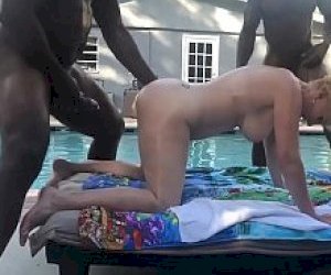 dude  is entertaining