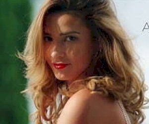 bitch as an actress he has sex on the upside-down amazon