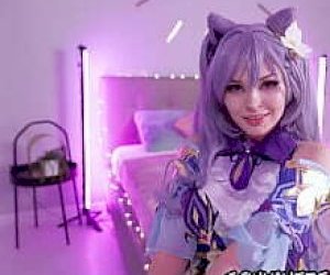 узенькая проститутка с мокрой киской взаимно мастурбируют