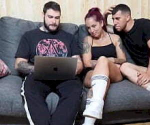 girl without experience is fucked at home