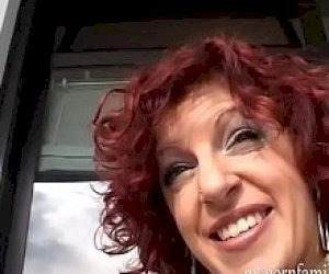 young hot mom about a sexy body is fuckked doggy style at home