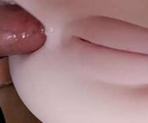 парень  занимаются страстный сексом