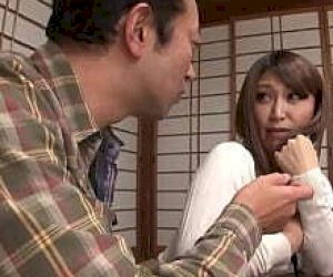 Asian lady  gets sperm inside