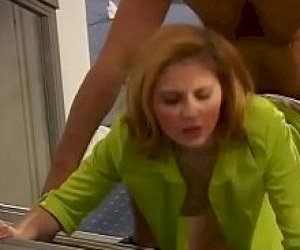 кавалер  занимаются сексом