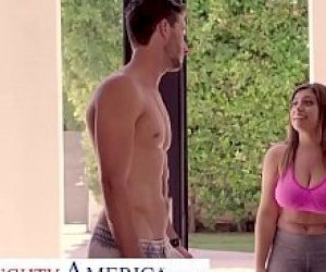 klient z imponującym fiutkiem otrzymuje lodzika