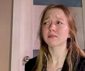 nierządnica    wideo ze scenami z upokorzeniem