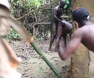 customer  fucks the girl outdoor