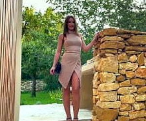 худая шлюха с маленькими сиськами