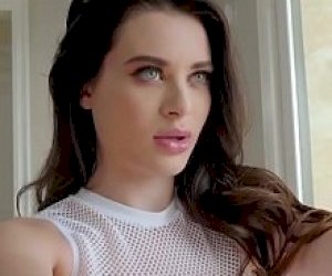 zaokrąglona panna młoda  przyprawia rogi