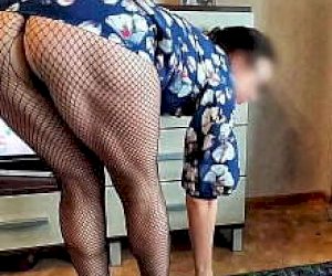 sexy secretary in high heels does blow job