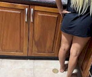 guy with a huge mickey ends inside at home