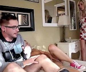 petite stepmother with nice ass is penetrated